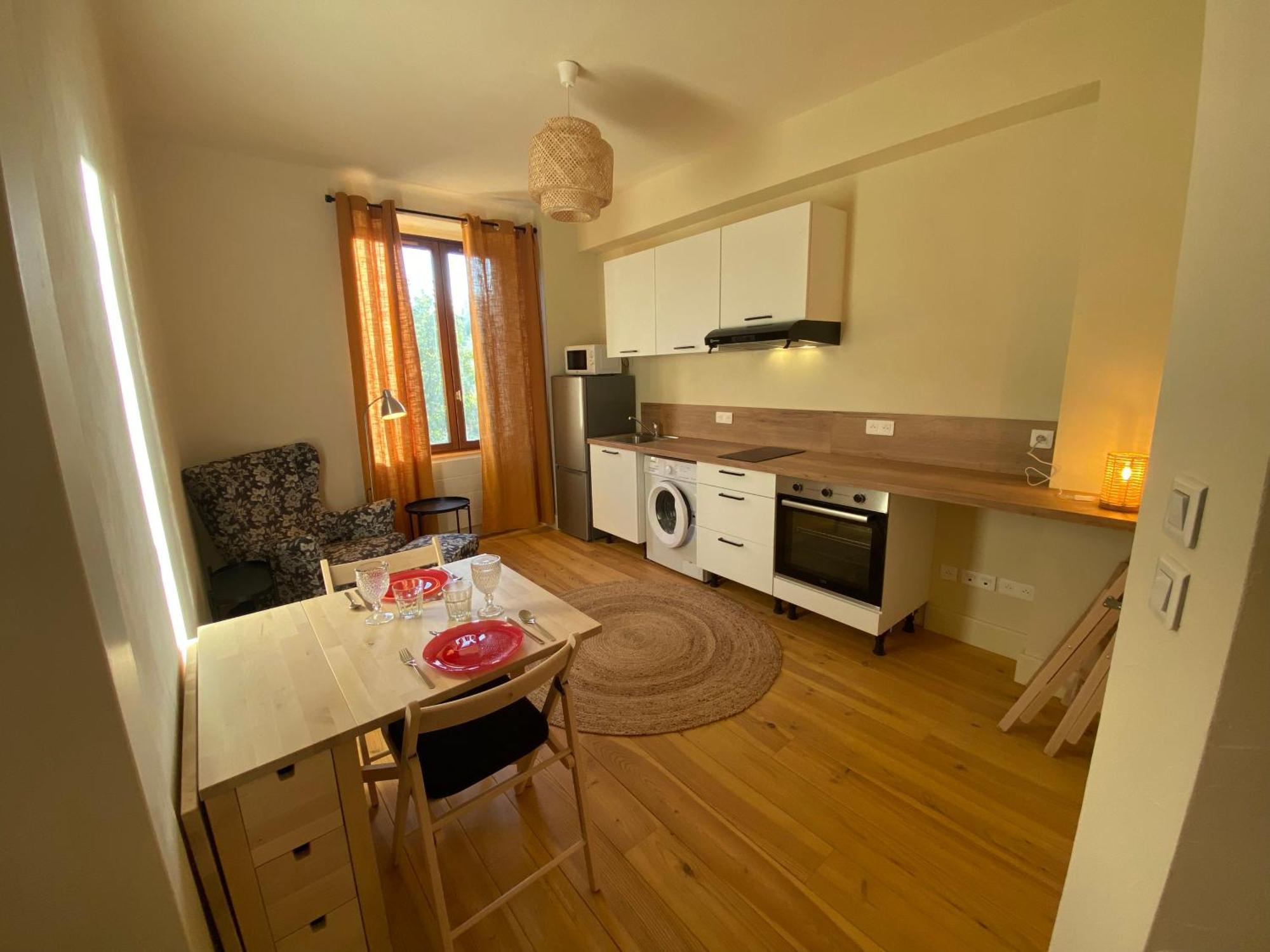 T2 Cocon Avec Balcon Et Parking Apartment Ла Рош-сюр-Форон Екстериор снимка