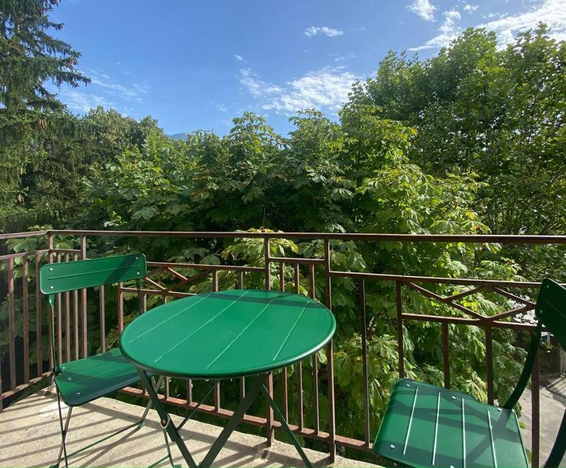 T2 Cocon Avec Balcon Et Parking Apartment Ла Рош-сюр-Форон Екстериор снимка